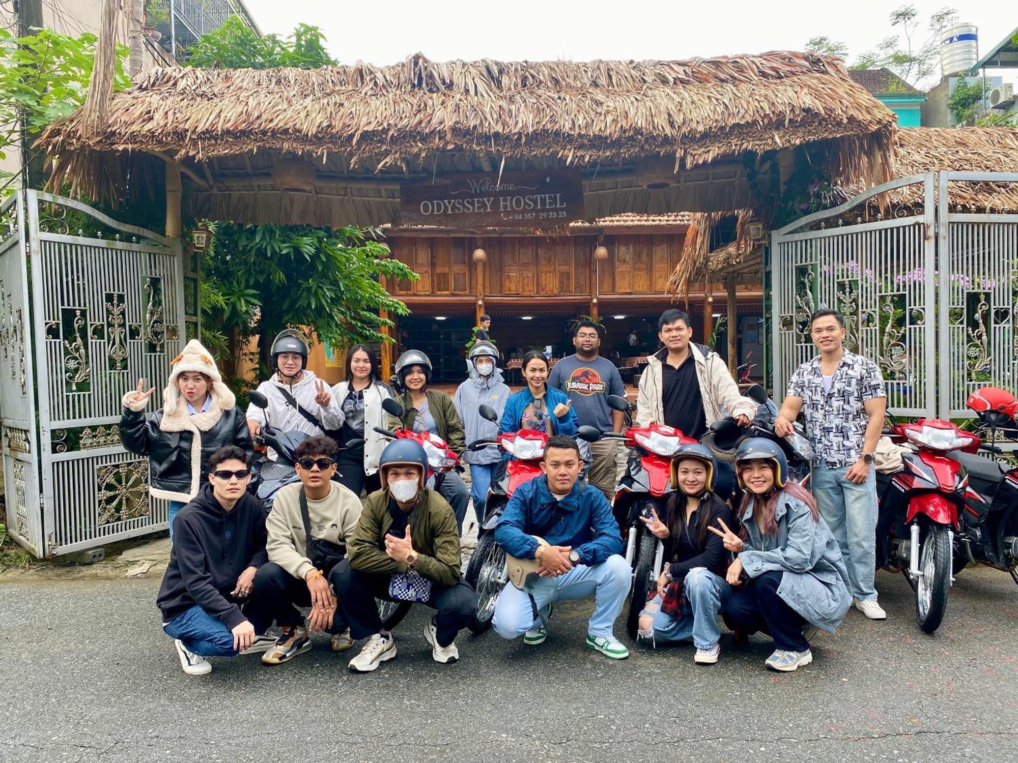 Odyssey Hostel, Tours & Motorbikes Rental Ha Giang Exterior photo