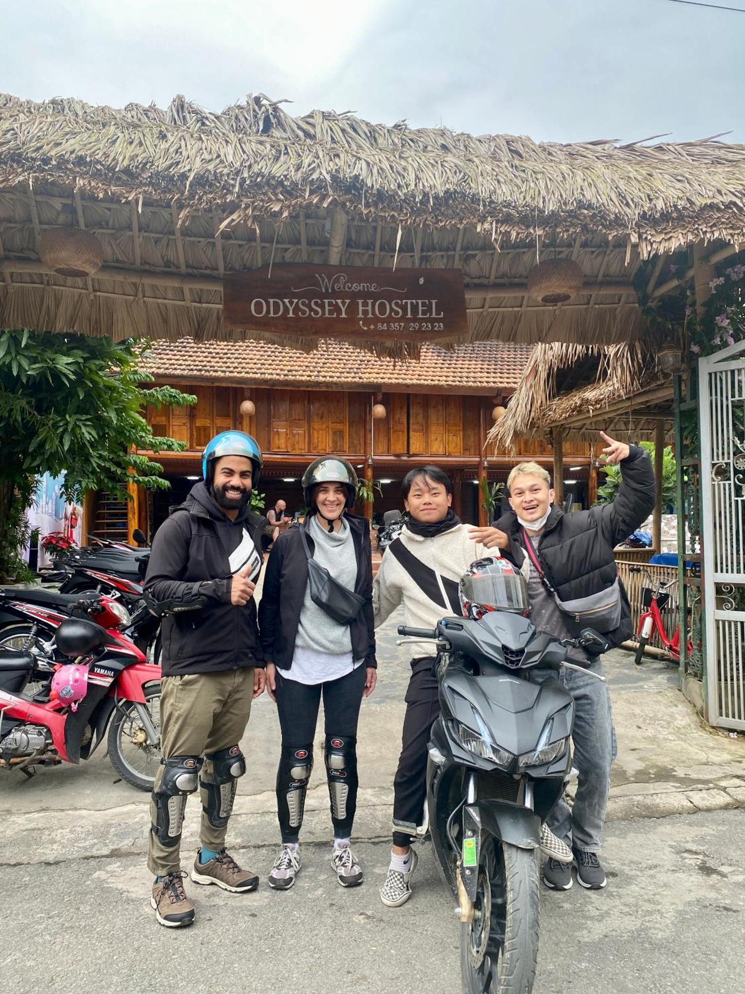 Odyssey Hostel, Tours & Motorbikes Rental Ha Giang Exterior photo