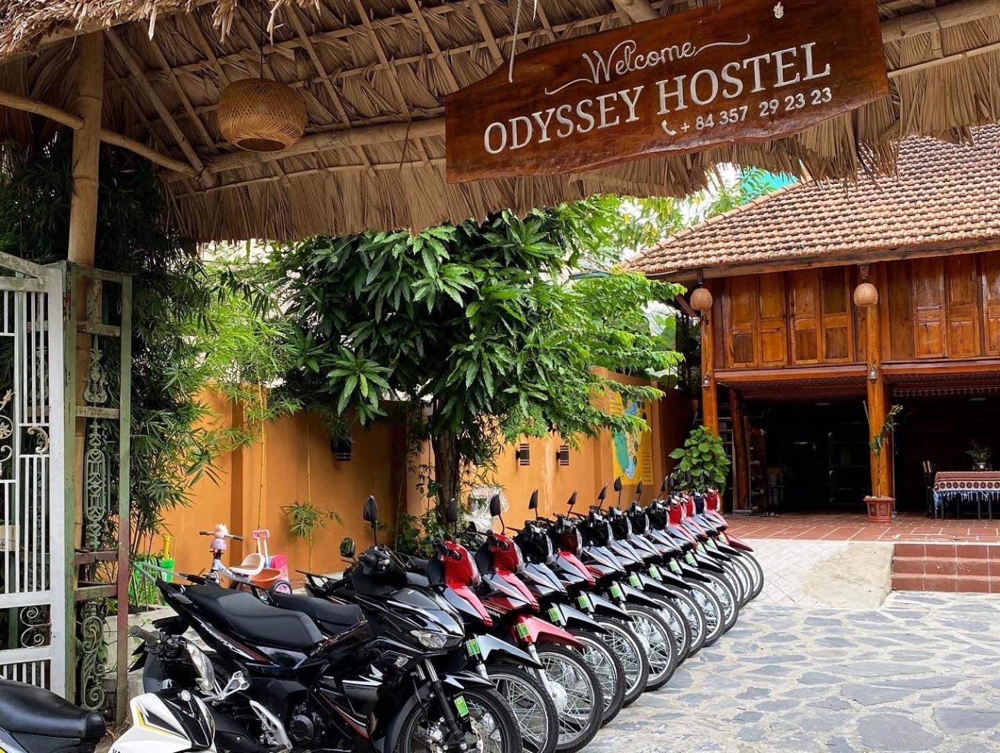 Odyssey Hostel, Tours & Motorbikes Rental Ha Giang Exterior photo